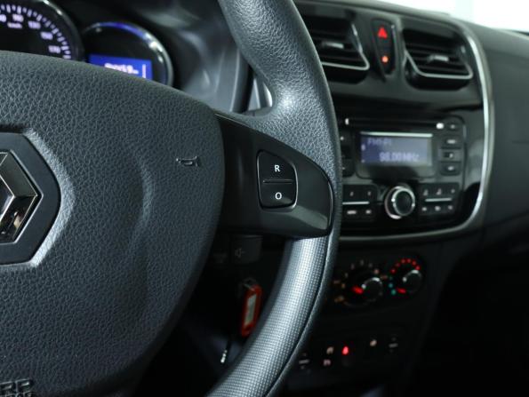 Renault Logan II с пробегом 2016 года, цена 779 000 рублей, 84453 км, седан, Автокод Объявления