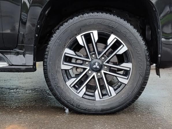 Mitsubishi Montero Sport III Рестайлинг с пробегом 2022 года, цена 3 900 000 рублей, 81423 км, внедорожник, Автокод Объявления