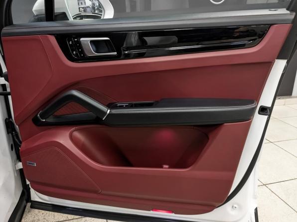 Porsche Cayenne III с пробегом 2020 года, цена 6 750 000 рублей, 67700 км, внедорожник, Автокод Объявления