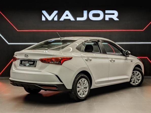 Hyundai Solaris II Рестайлинг с пробегом 2022 года, цена 1 575 000 рублей, 55575 км, седан, Автокод Объявления