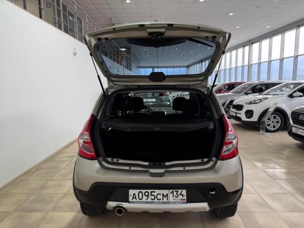 Renault Sandero I с пробегом 2014 года, цена 750 000 рублей, 115439 км, хэтчбек, Автокод Объявления