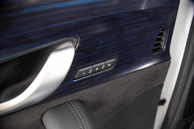 Geely Monjaro I с пробегом 2024 года, цена 4 150 000 рублей, 2040 км, внедорожник, Автокод Объявления