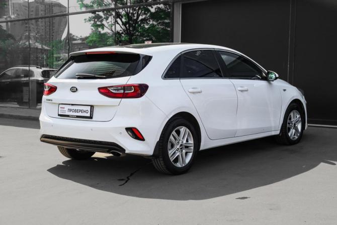 Kia Ceed III с пробегом 2021 года, цена 1 850 000 рублей, 74540 км, хэтчбек, Автокод Объявления