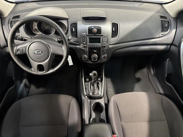Kia Cerato II с пробегом 2010 года, цена 699 800 рублей, 172000 км, седан, Автокод Объявления