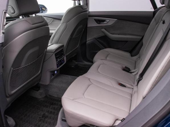 Audi Q8 I (4M) с пробегом 2019 года, цена 5 550 000 рублей, 119319 км, внедорожник, Автокод Объявления