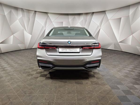 BMW 7 серии VI (G11/G12) Рестайлинг с пробегом 2021 года, цена 6 393 000 рублей, 108127 км, седан, Автокод Объявления
