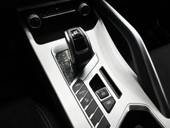 Geely Coolray I с пробегом 2022 года, цена 1 800 000 рублей, 26854 км, внедорожник, Автокод Объявления