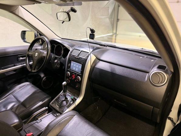 Suzuki Grand Vitara II Рестайлинг 2 с пробегом 2013 года, цена 1 260 000 рублей, 219319 км, внедорожник, Автокод Объявления