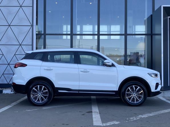 Geely Atlas Pro с пробегом 2022 года, цена 1 699 000 рублей, 97432 км, внедорожник, Автокод Объявления