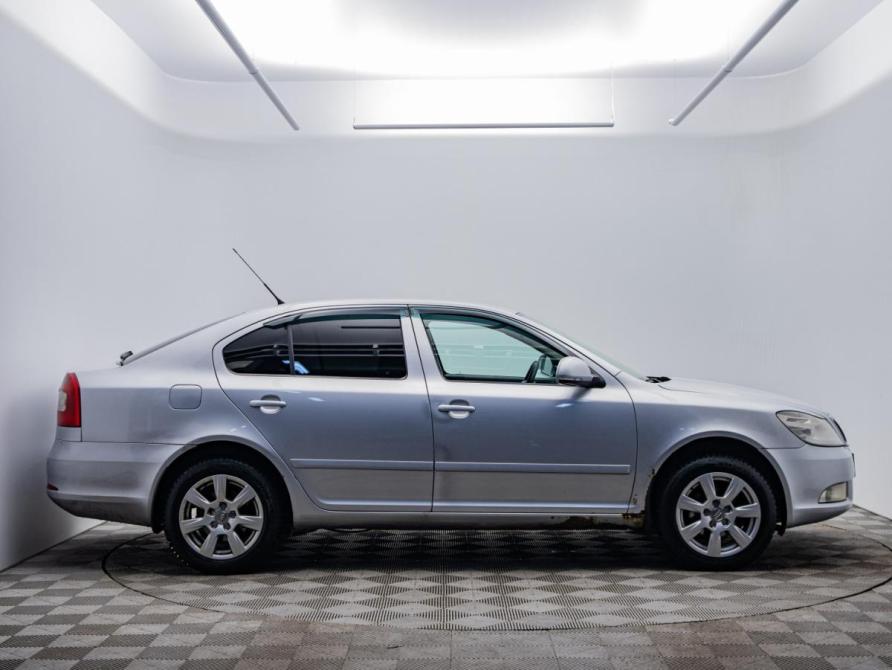 Skoda Octavia II (A5) Рестайлинг Москва  - изображение 6