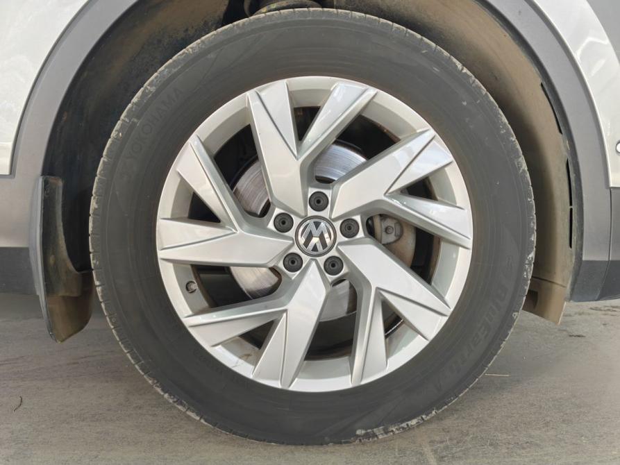 Volkswagen Tiguan II Рестайлинг Москва  - изображение 20