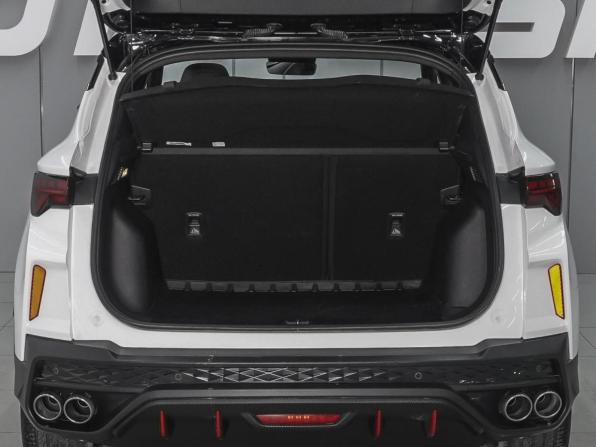 Geely Coolray I Рестайлинг с пробегом 2024 года, цена 1 979 000 рублей, 53653 км, внедорожник, Автокод Объявления