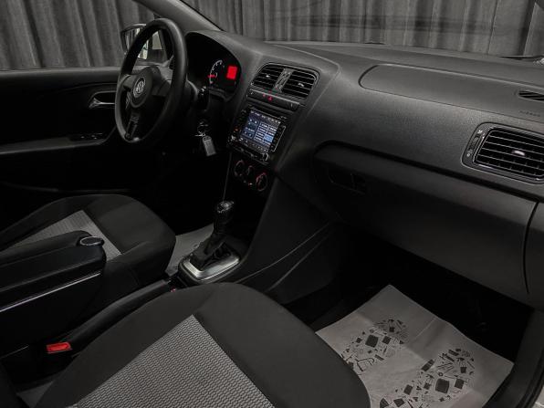 Volkswagen Polo V с пробегом 2012 года, цена 799 000 рублей, 108000 км, седан, Автокод Объявления
