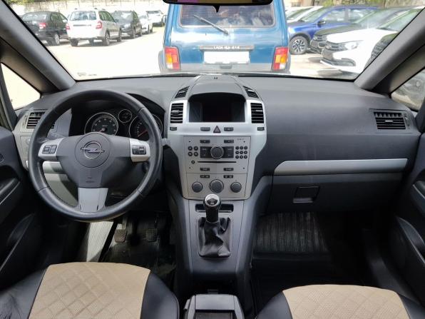 Opel Zafira B Рестайлинг с пробегом 2012 года, цена 599 000 рублей, 198732 км, компактвэн, Автокод Объявления