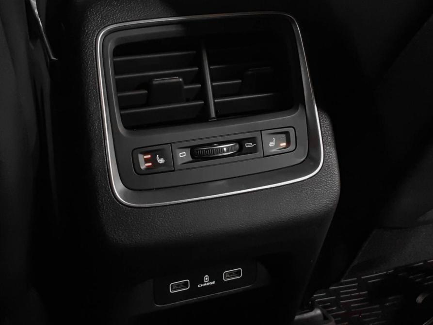 Geely Atlas Pro Москва  - изображение 21