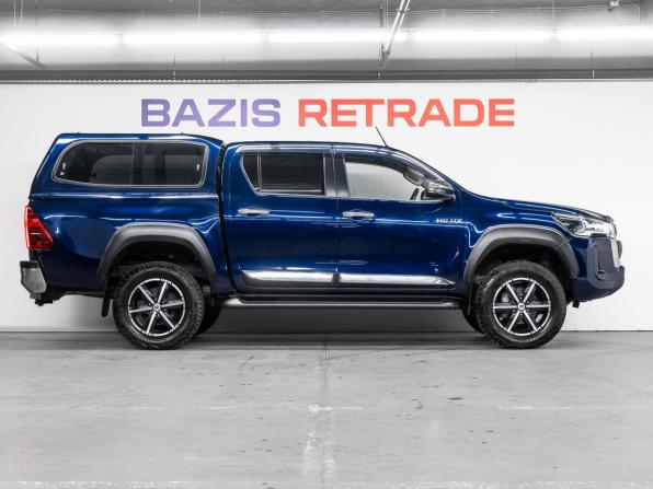 Toyota Hilux VIII Рестайлинг 2 с пробегом 2021 года, цена 5 100 000 рублей, 73010 км, пикап, Автокод Объявления
