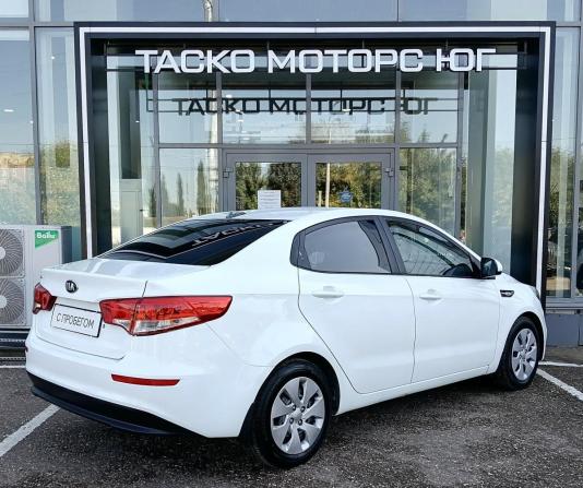 Kia Rio III Рестайлинг с пробегом 2017 года, цена 1 098 500 рублей, 141028 км, седан, Автокод Объявления