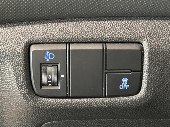 Hyundai Creta I Рестайлинг с пробегом 2021 года, цена 1 899 000 рублей, 68366 км, внедорожник, Автокод Объявления