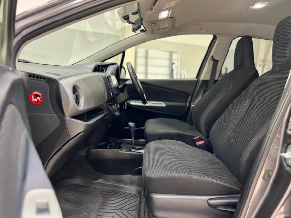 Toyota Vitz III (XP130) Рестайлинг с пробегом 2015 года, цена 799 000 рублей, 137000 км, хэтчбек, Автокод Объявления