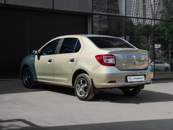 Renault Logan II Рестайлинг с пробегом 2018 года, цена 800 000 рублей, 99000 км, седан, Автокод Объявления