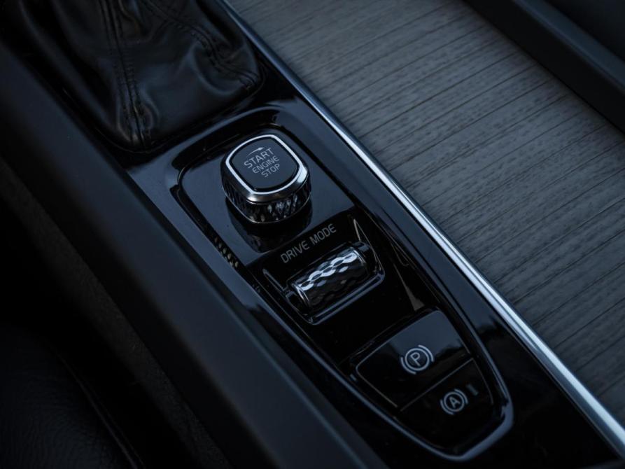 Volvo XC60 II Москва  - изображение 17