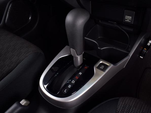 Honda Fit III с пробегом 2013 года, цена 999 995 рублей, 61703 км, хэтчбек, Автокод Объявления