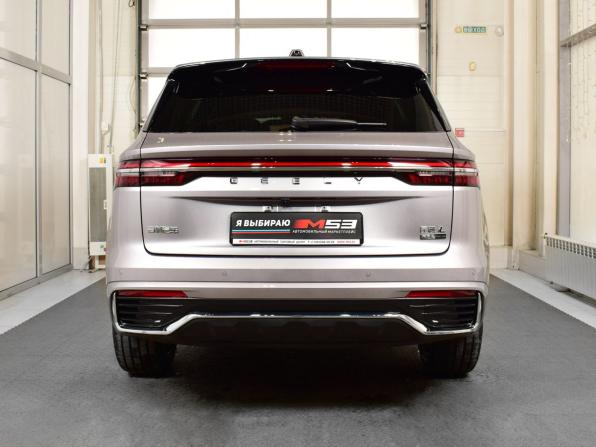 Geely Monjaro I Рестайлинг 2 с пробегом 2025 года, цена 3 970 995 рублей, 26 км, внедорожник, Автокод Объявления