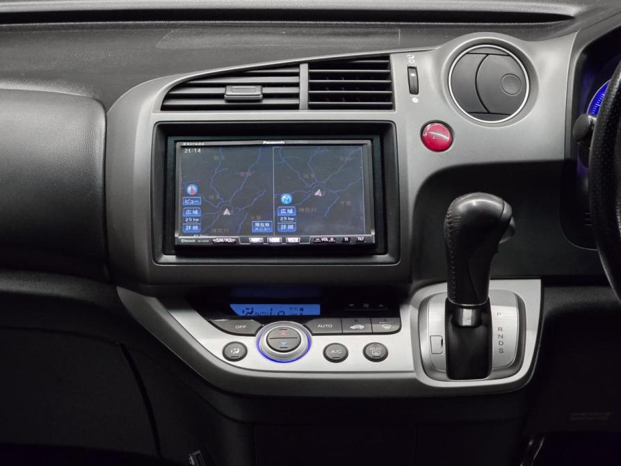 Honda Stream II Рестайлинг Красноярск  - изображение 13