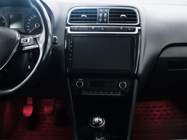 Volkswagen Polo V Рестайлинг с пробегом 2017 года, цена 728 000 рублей, 274558 км, седан, Автокод Объявления
