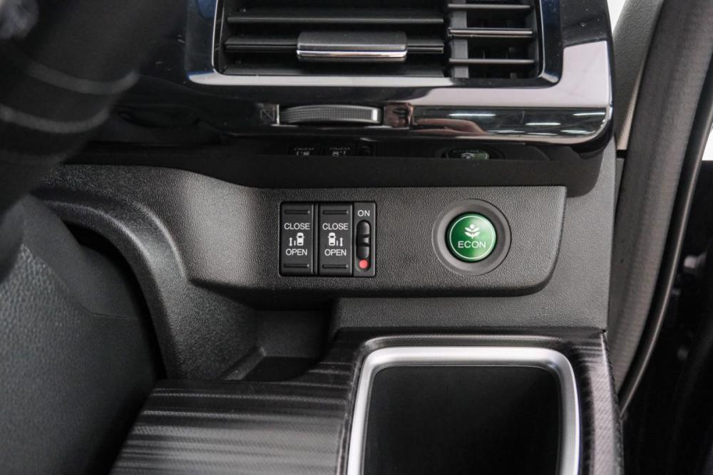 Honda Stepwgn V Красноярск  - изображение 18