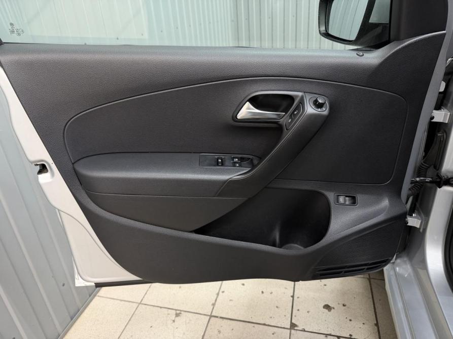 Volkswagen Polo V Магнитогорск  - изображение 13