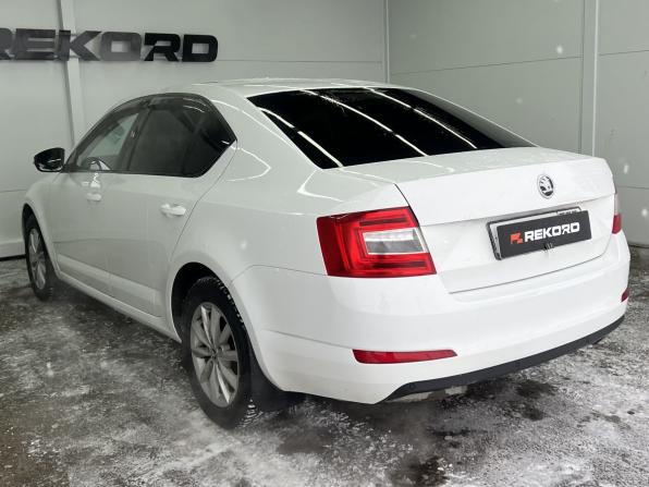 Skoda Octavia III (A7) с пробегом 2014 года, цена 1 089 000 рублей, 216284 км, лифтбек, Автокод Объявления