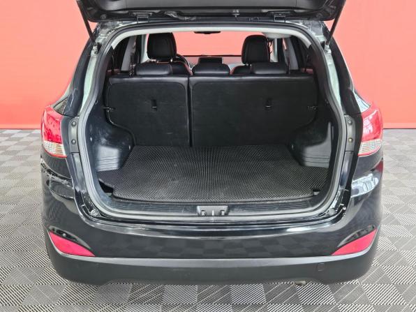 Hyundai ix35 I с пробегом 2012 года, цена 955 000 рублей, 256920 км, внедорожник, Автокод Объявления
