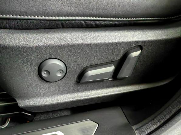 Haval F7 I Рестайлинг с пробегом 2023 года, цена 2 285 000 рублей, 28904 км, внедорожник, Автокод Объявления