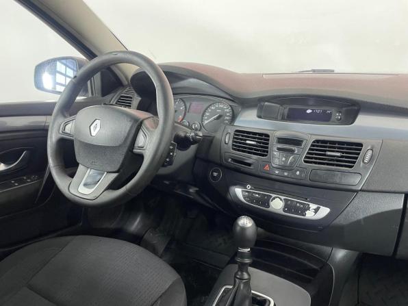 Renault Laguna III с пробегом 2009 года, цена 355 000 рублей, 252660 км, лифтбек, Автокод Объявления