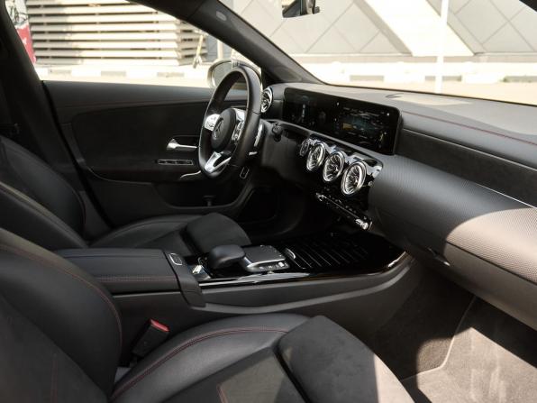 Mercedes-Benz CLA II (C118 X118) с пробегом 2021 года, цена 3 080 000 рублей, 95194 км, седан, Автокод Объявления