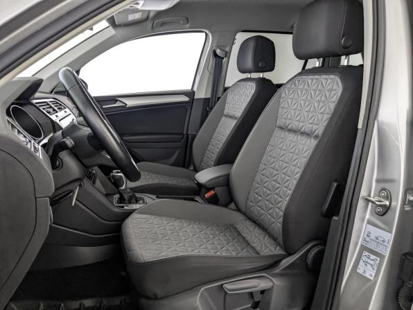Volkswagen Tiguan II Рестайлинг с пробегом 2021 года, цена 2 800 000 рублей, 49413 км, внедорожник, Автокод Объявления