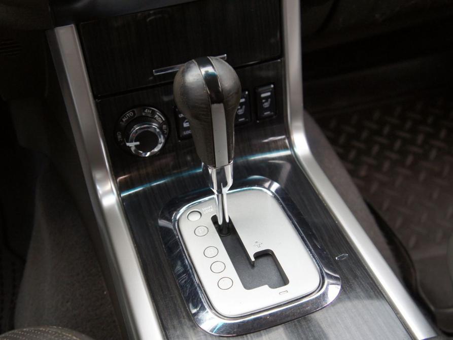 Nissan Pathfinder III Рестайлинг Березовский  - изображение 9
