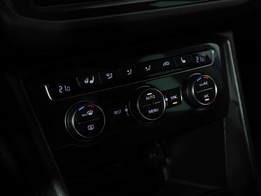 Volkswagen Tiguan II Санкт-Петербург  - изображение 17