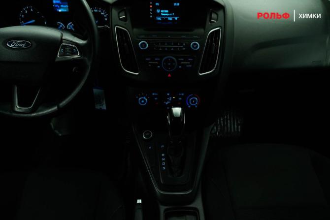 Ford Focus III Рестайлинг с пробегом 2018 года, цена 1 050 000 рублей, 133800 км, хэтчбек, Автокод Объявления