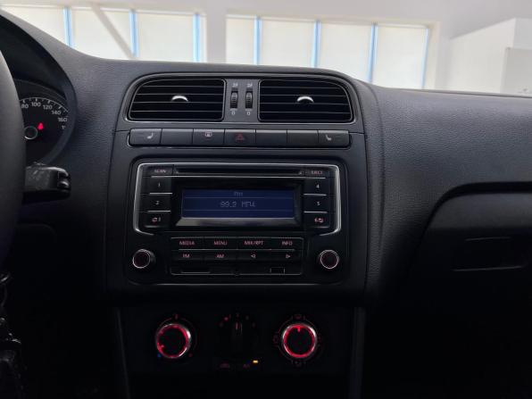 Volkswagen Polo V с пробегом 2014 года, цена 920 000 рублей, 136773 км, седан, Автокод Объявления