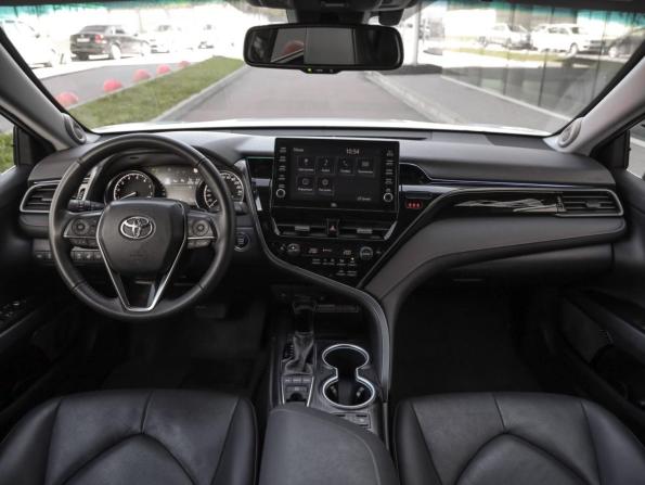 Toyota Camry VIII (XV70) Рестайлинг с пробегом 2021 года, цена 3 689 000 рублей, 66336 км, седан, Автокод Объявления