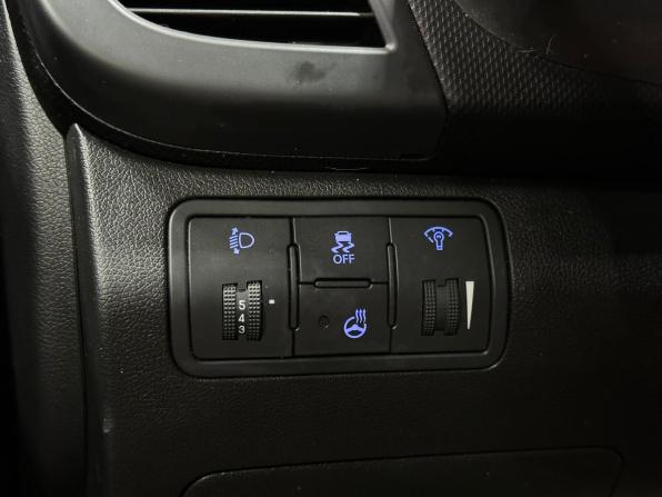 Hyundai Solaris I Рестайлинг с пробегом 2016 года, цена 1 040 000 рублей, 162728 км, седан, Автокод Объявления