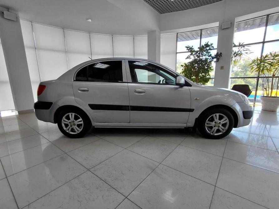 Kia Rio II Москва  - изображение 4