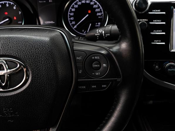 Toyota Camry VIII (XV70) с пробегом 2018 года, цена 2 630 000 рублей, 120940 км, седан, Автокод Объявления