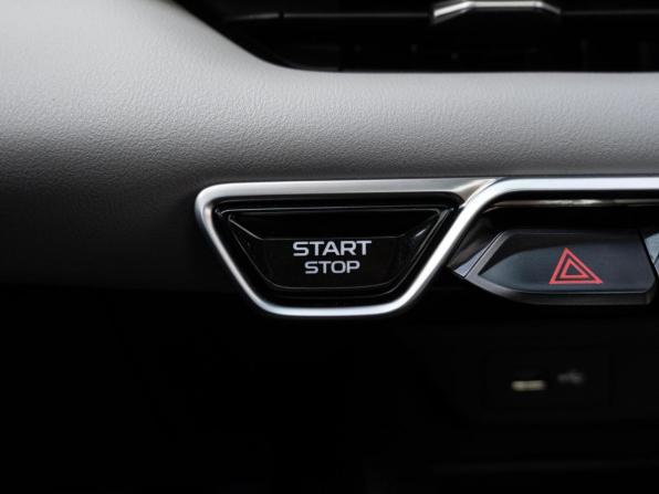 Geely Coolray I Рестайлинг с пробегом 2023 года, цена 2 100 000 рублей, 8138 км, внедорожник, Автокод Объявления