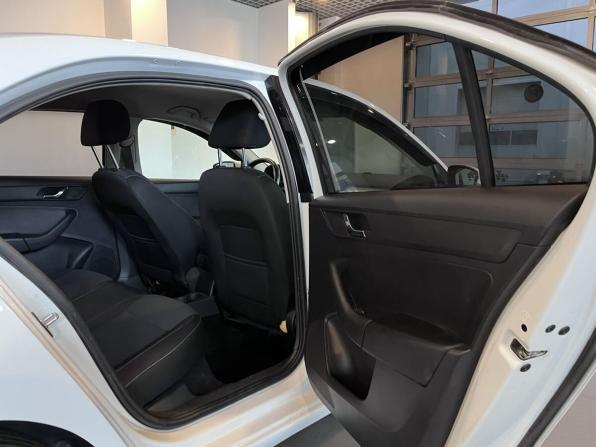 Skoda Rapid I с пробегом 2014 года, цена 680 000 рублей, 288566 км, лифтбек, Автокод Объявления