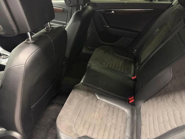 Volkswagen Passat B7 с пробегом 2011 года, цена 790 000 рублей, 178592 км, седан, Автокод Объявления