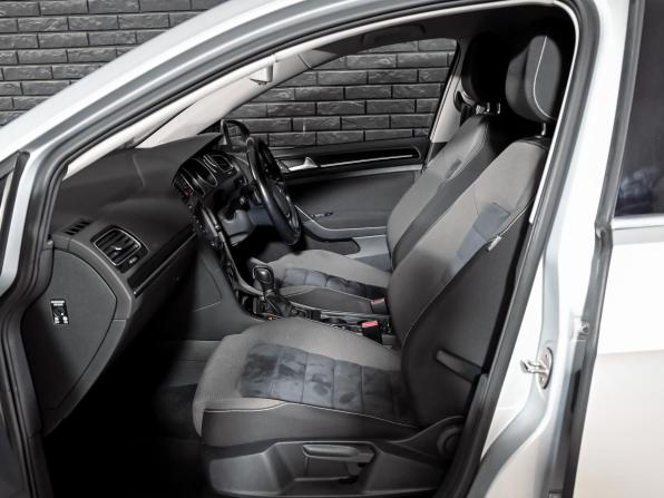 Volkswagen Golf VII с пробегом 2014 года, цена 1 390 000 рублей, 125966 км, универсал, Автокод Объявления