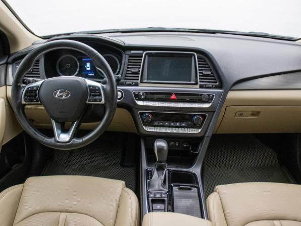 Hyundai Sonata VII (LF) Рестайлинг с пробегом 2019 года, цена 2 058 000 рублей, 110000 км, седан, Автокод Объявления